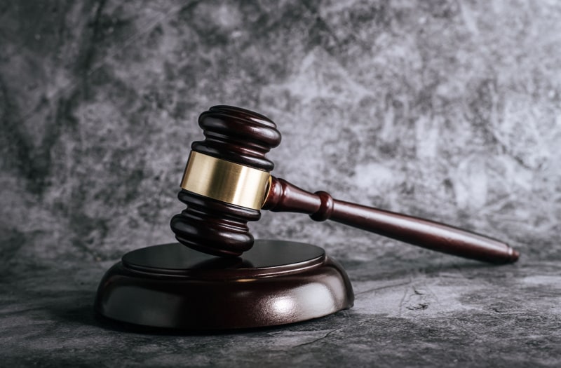 Await The Verdict Of The Judge And Then Accept The Settlement 